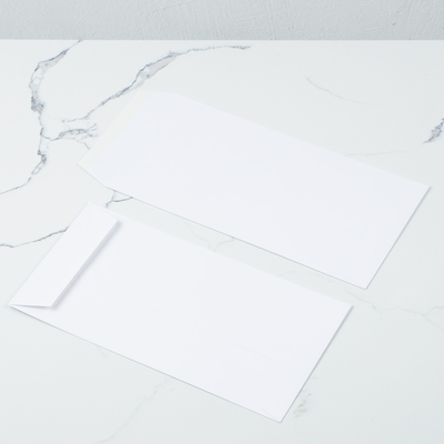 White 28lb 6 x 11 1/2 Policy Envelopes with Peel & Seal